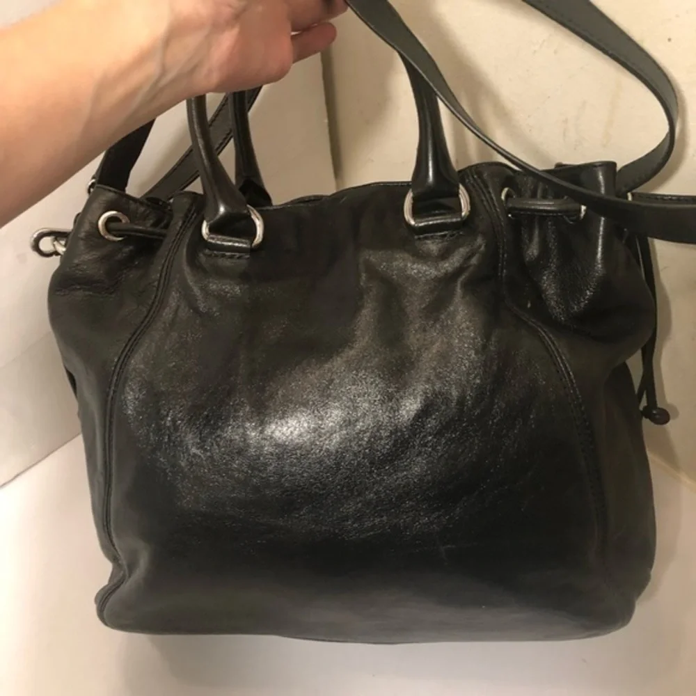 Michael kors black leather two way drawstring bag